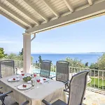 Giovannina Villa *